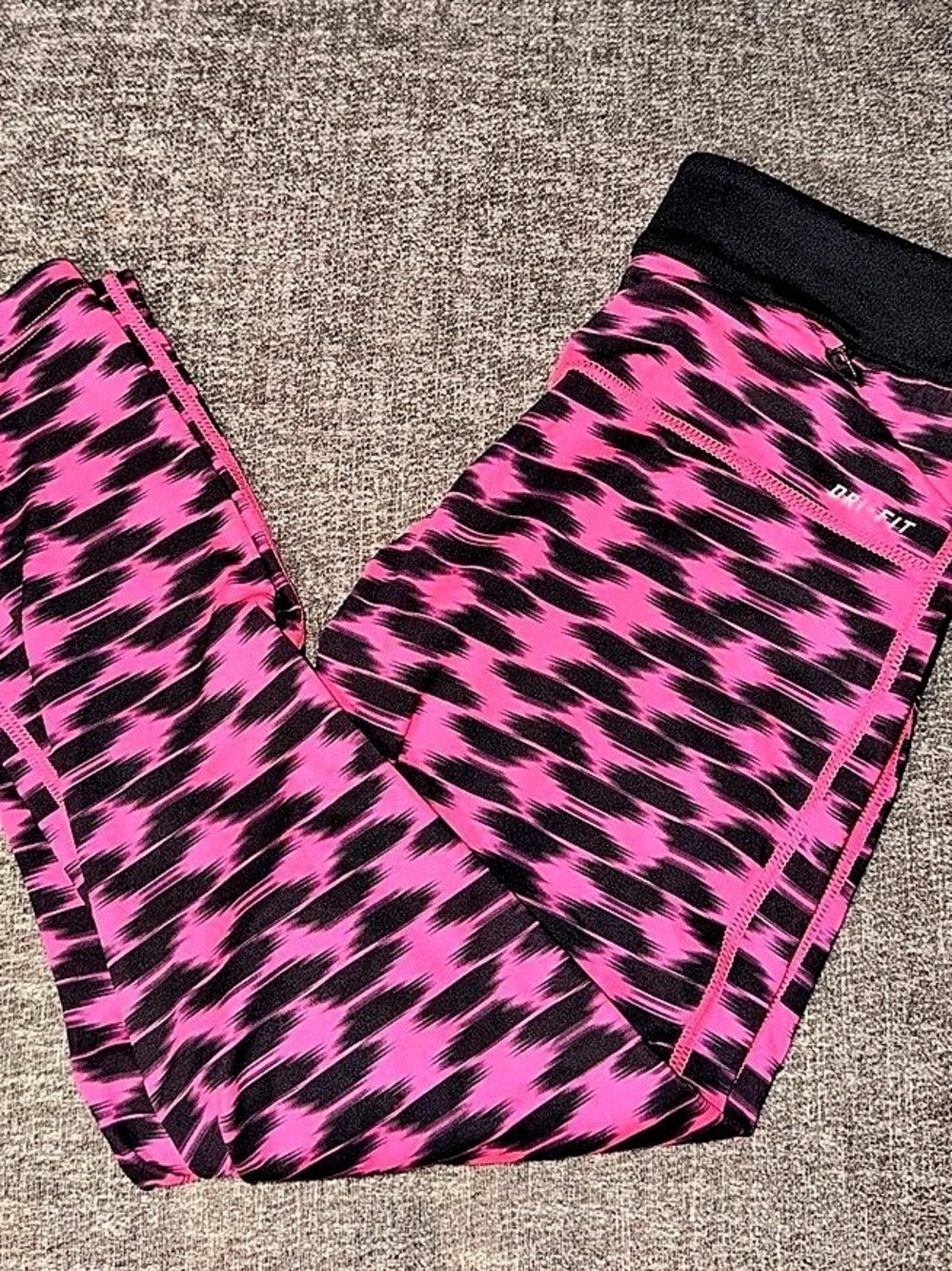 Nike Dri-FIT Run Fast Live Fearless Crop Leggings Pink & Black XS